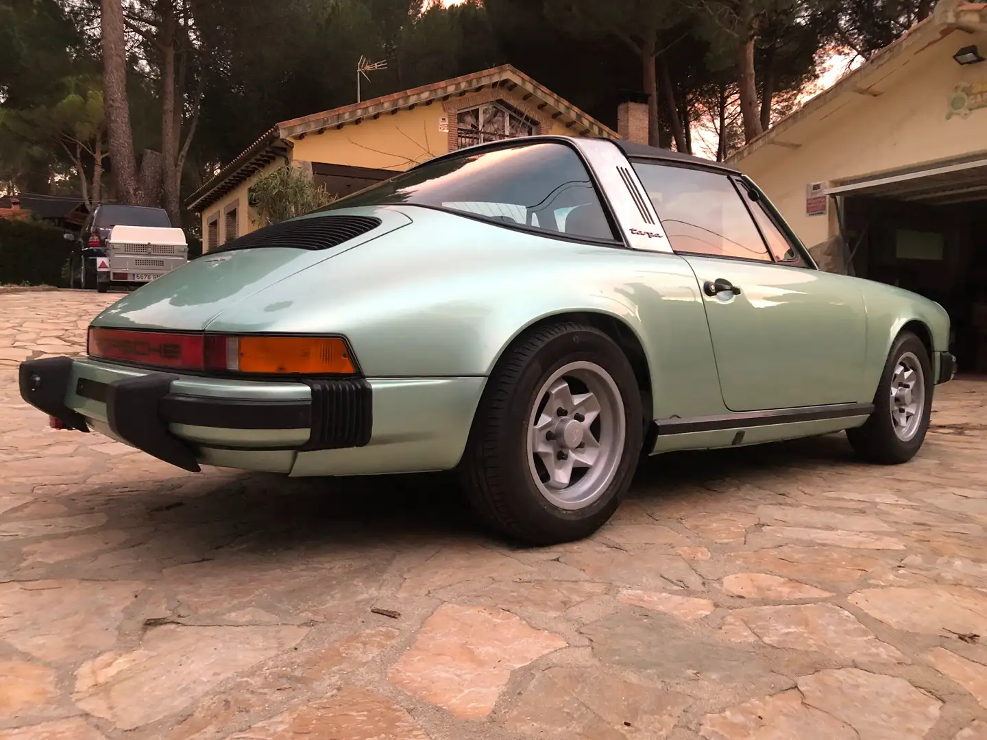 Porsche 911 Targa Verde - 2