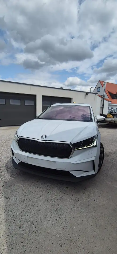 Skoda Enyaq iV 80 Wit - 2