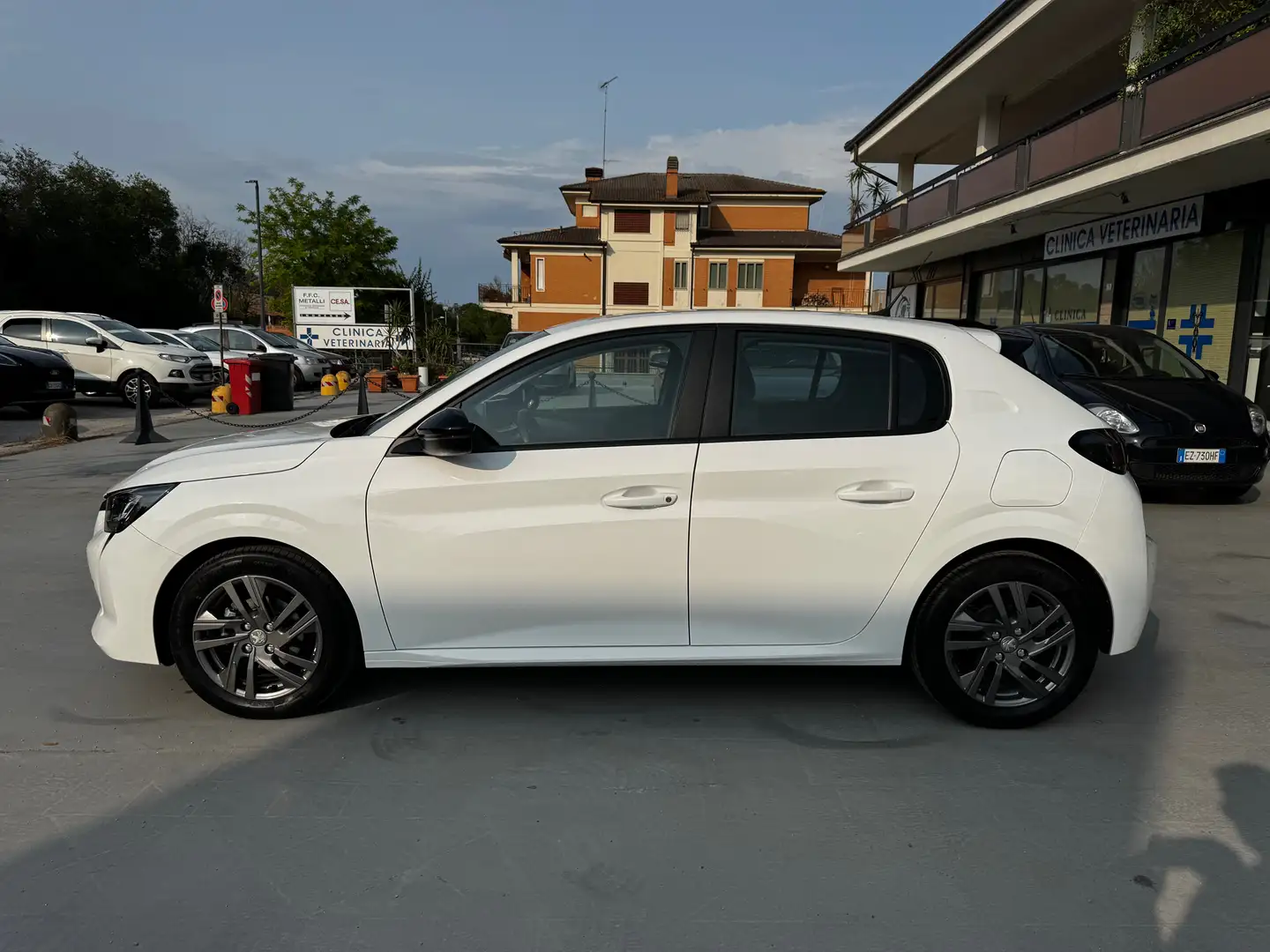Peugeot 208 1.2 puretech Allure s Fehér - 2