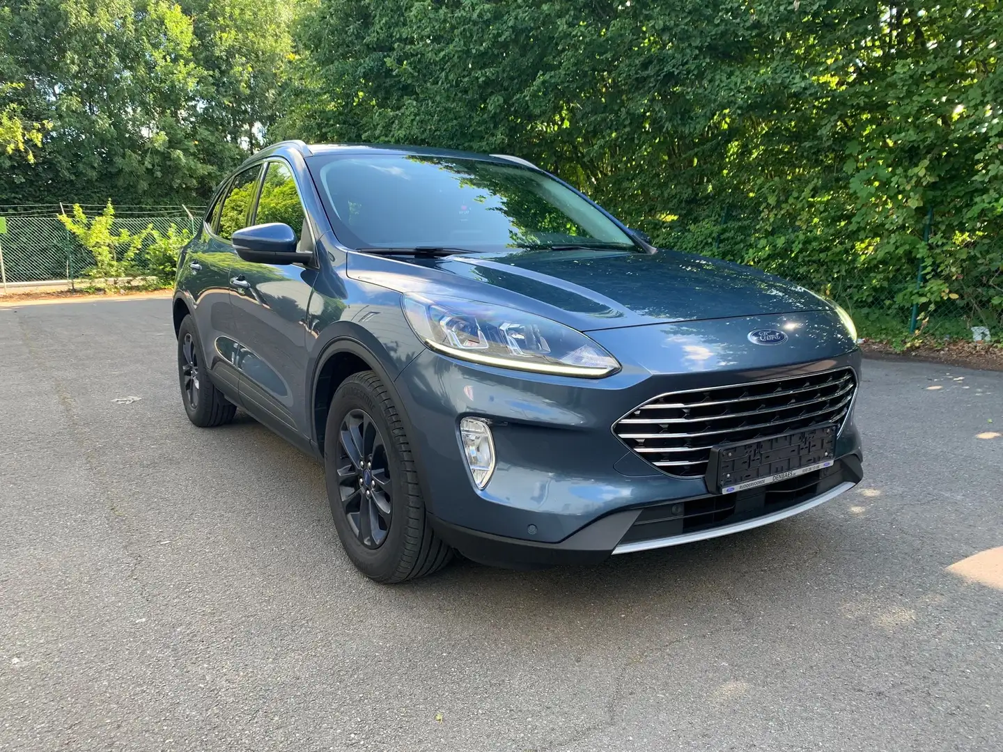 Ford Kuga Kuga 1.5 EcoBlue Aut. TITANIUM Gri - 2