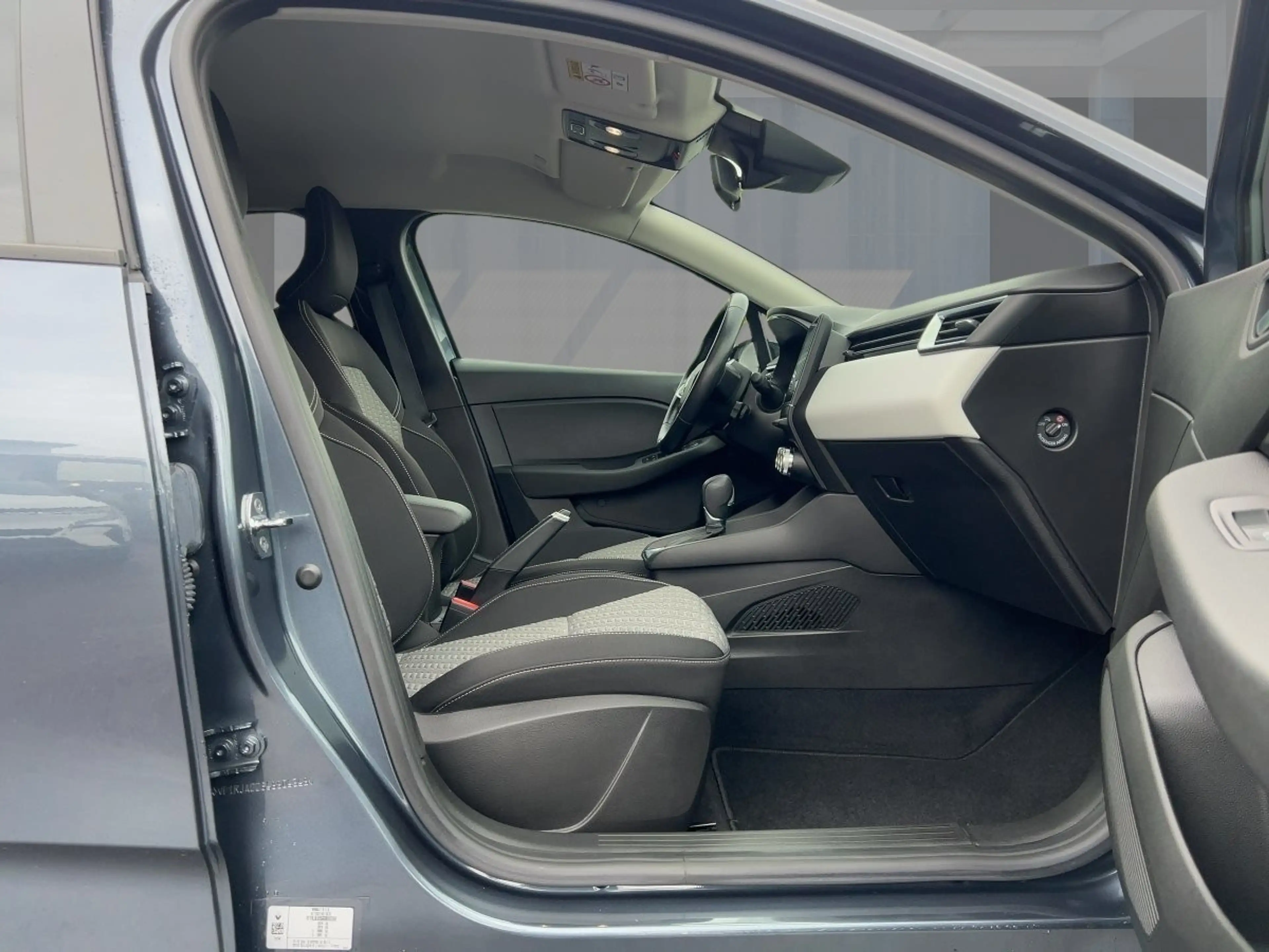 Renault Clio EVOLUTION TCe 90 X-tronic RÜCKFAHRKAMERA — photo 8