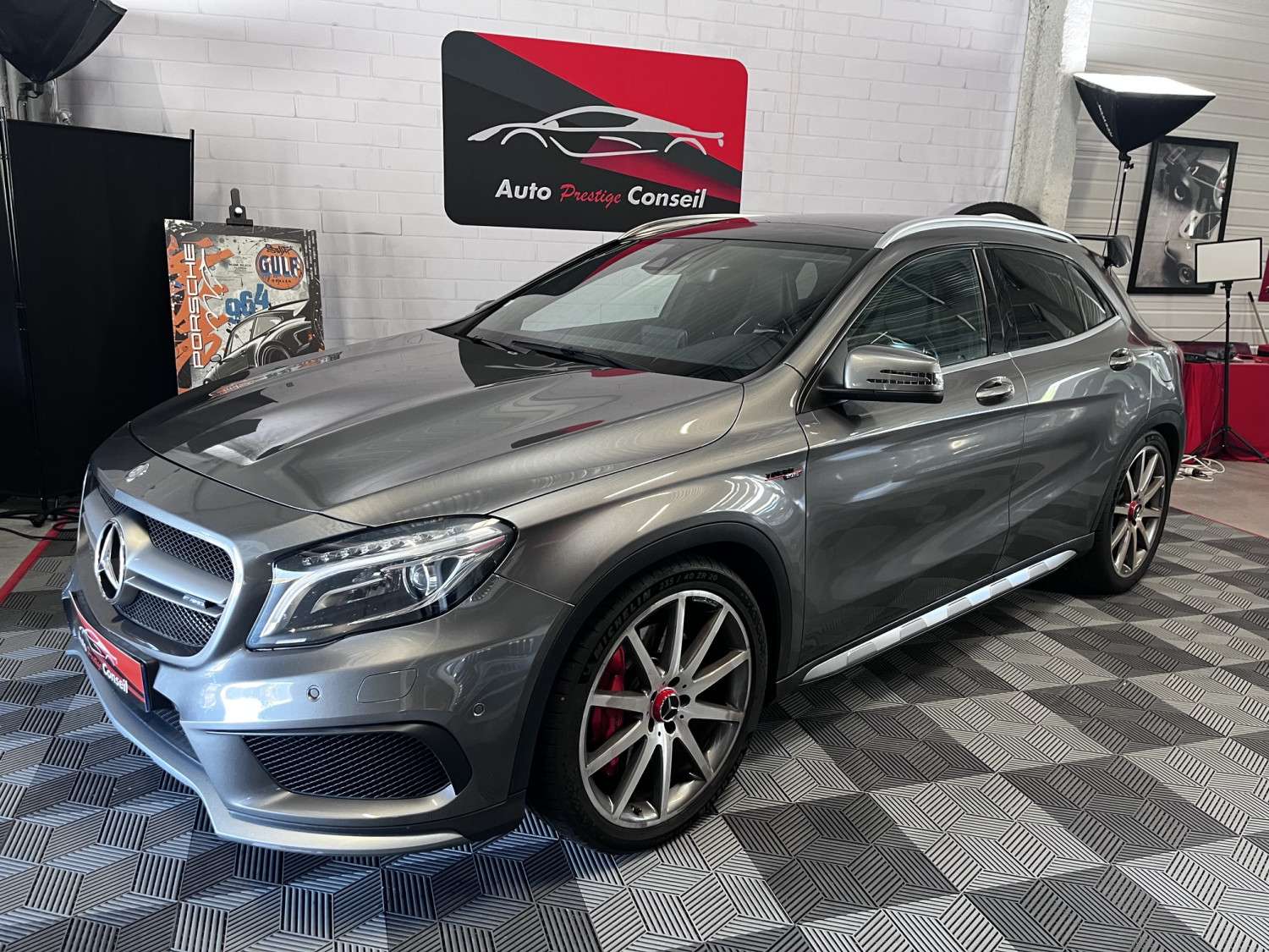 Mercedes-Benz GLA 45 AMG