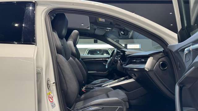 Audi S3 — photo 14