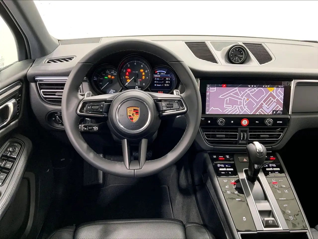 Porsche Macan photo Porsche Macan