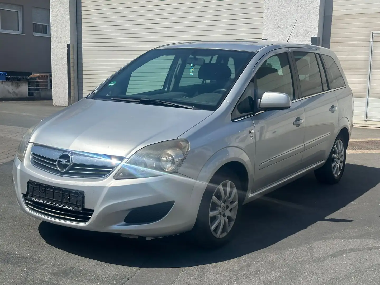 Opel Zafira B Edition "111 Jahre" Plateado - 1