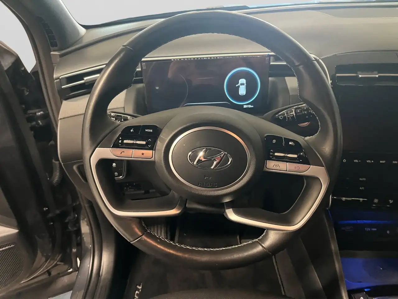 Hyundai TUCSON Advantage 2WD Klima Navi Rückfahrkamera 12