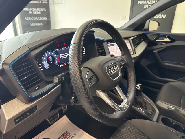 Audi A1 view 12