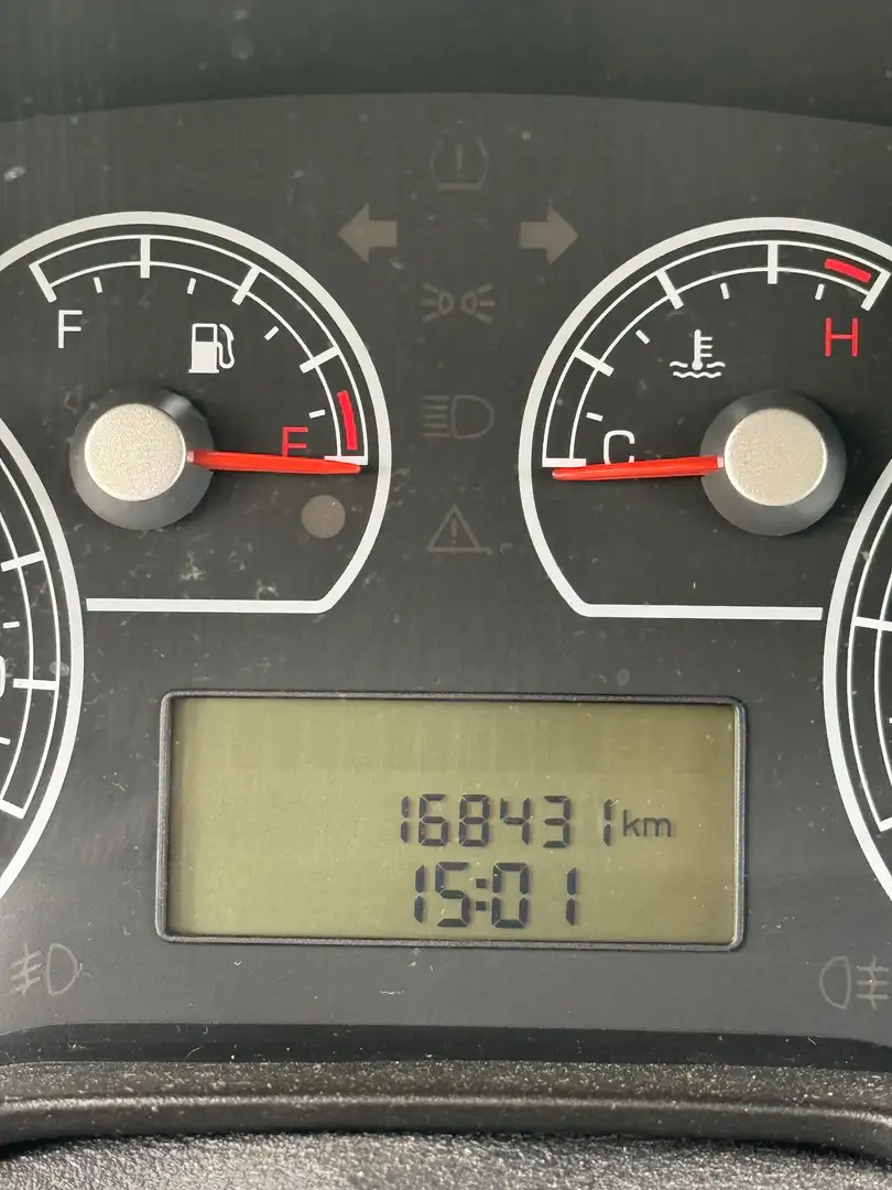 Fiat Punto Punto 1.4 Dynamic Gris - 2