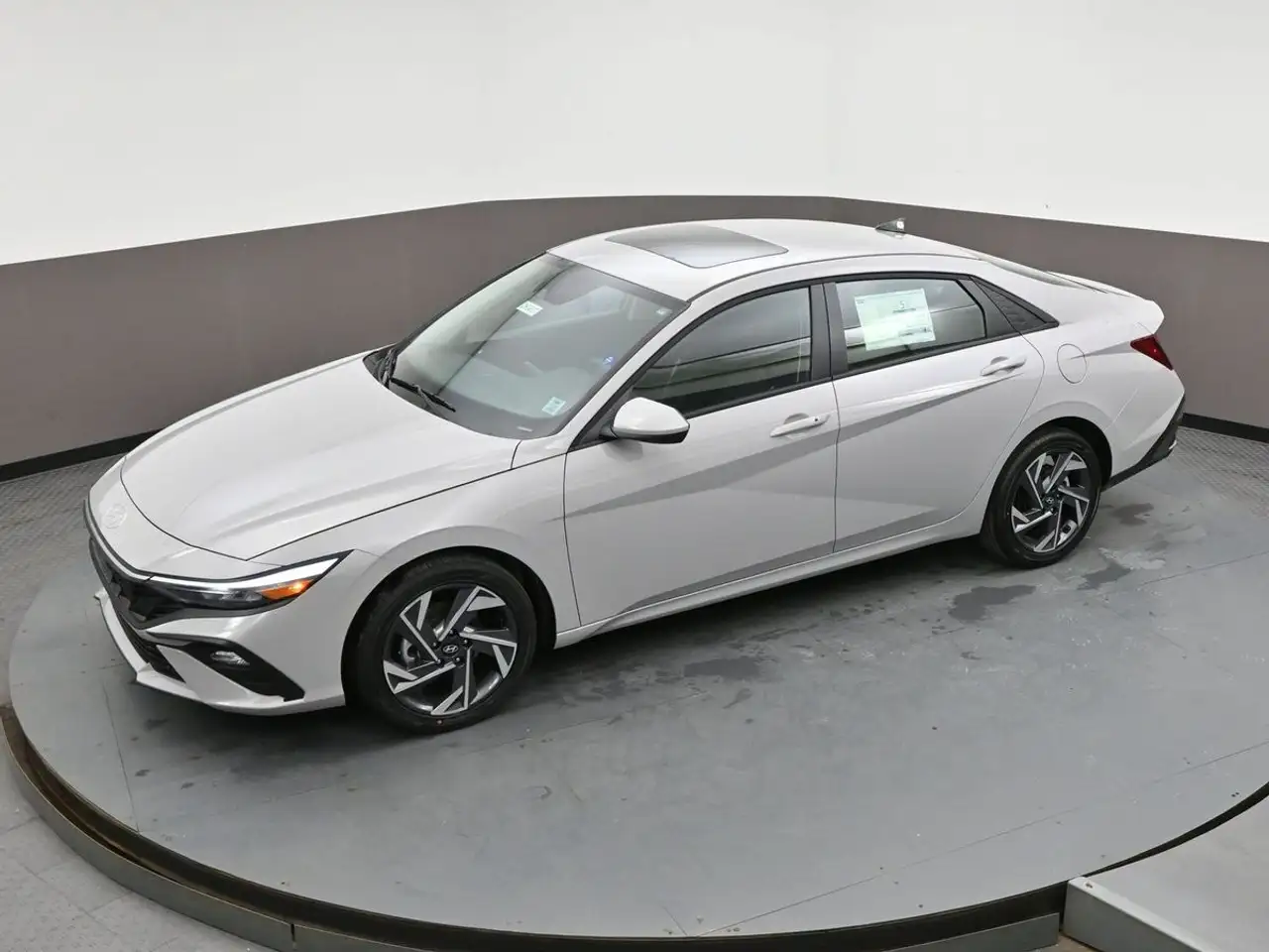 Hyundai ELANTRA снимка Hyundai ELANTRA
