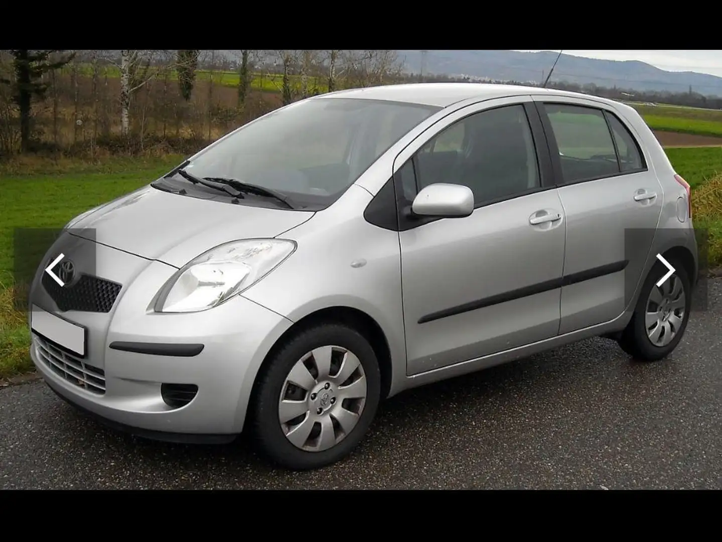 Toyota Yaris Yaris 1,0 VVT-i Linea Luna Linea Luna Silber - 1