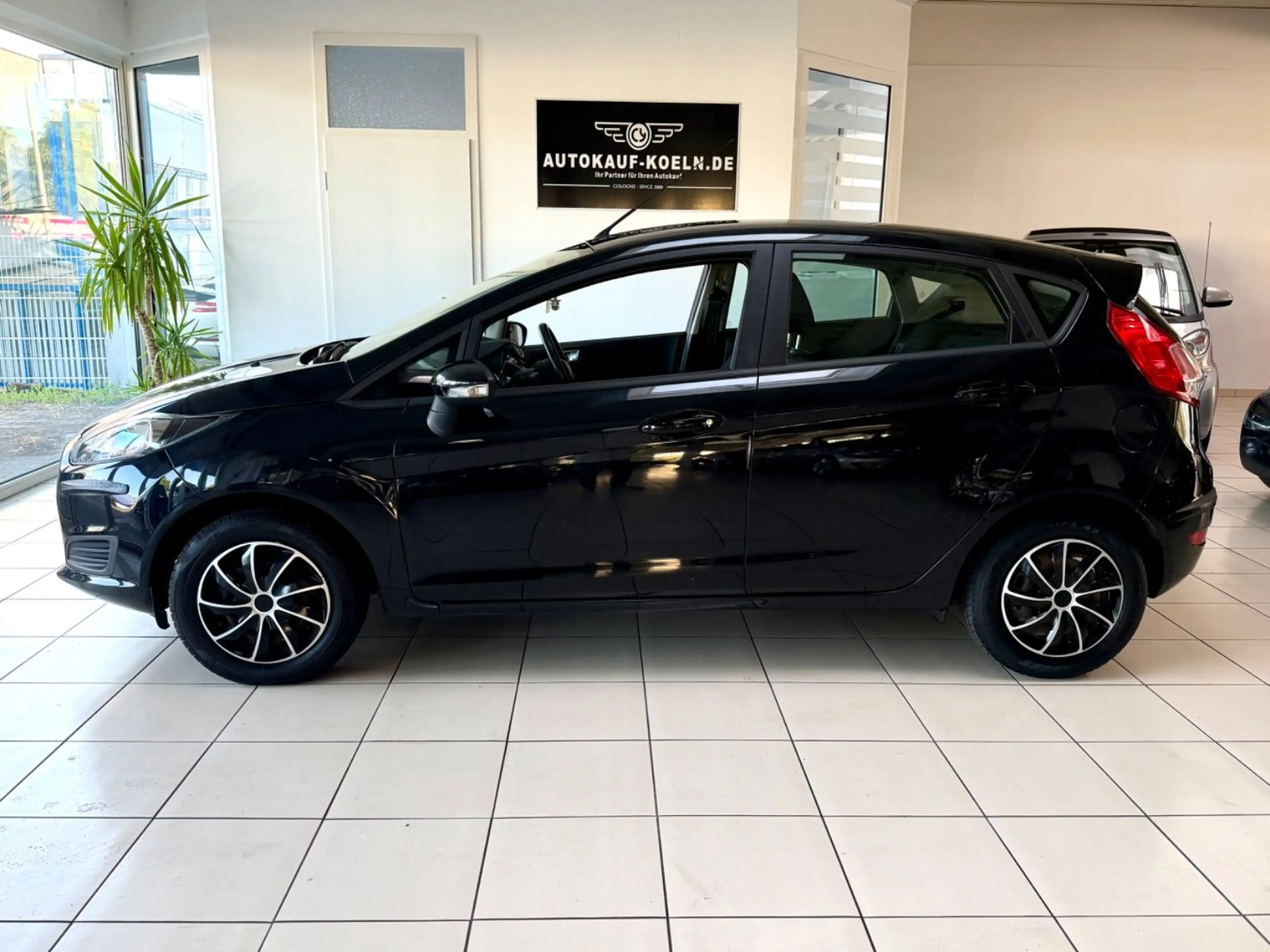 Ford Fiesta 1,25 Trend 5-Türer/Klima/Navi/SitzHeizung — photo 3