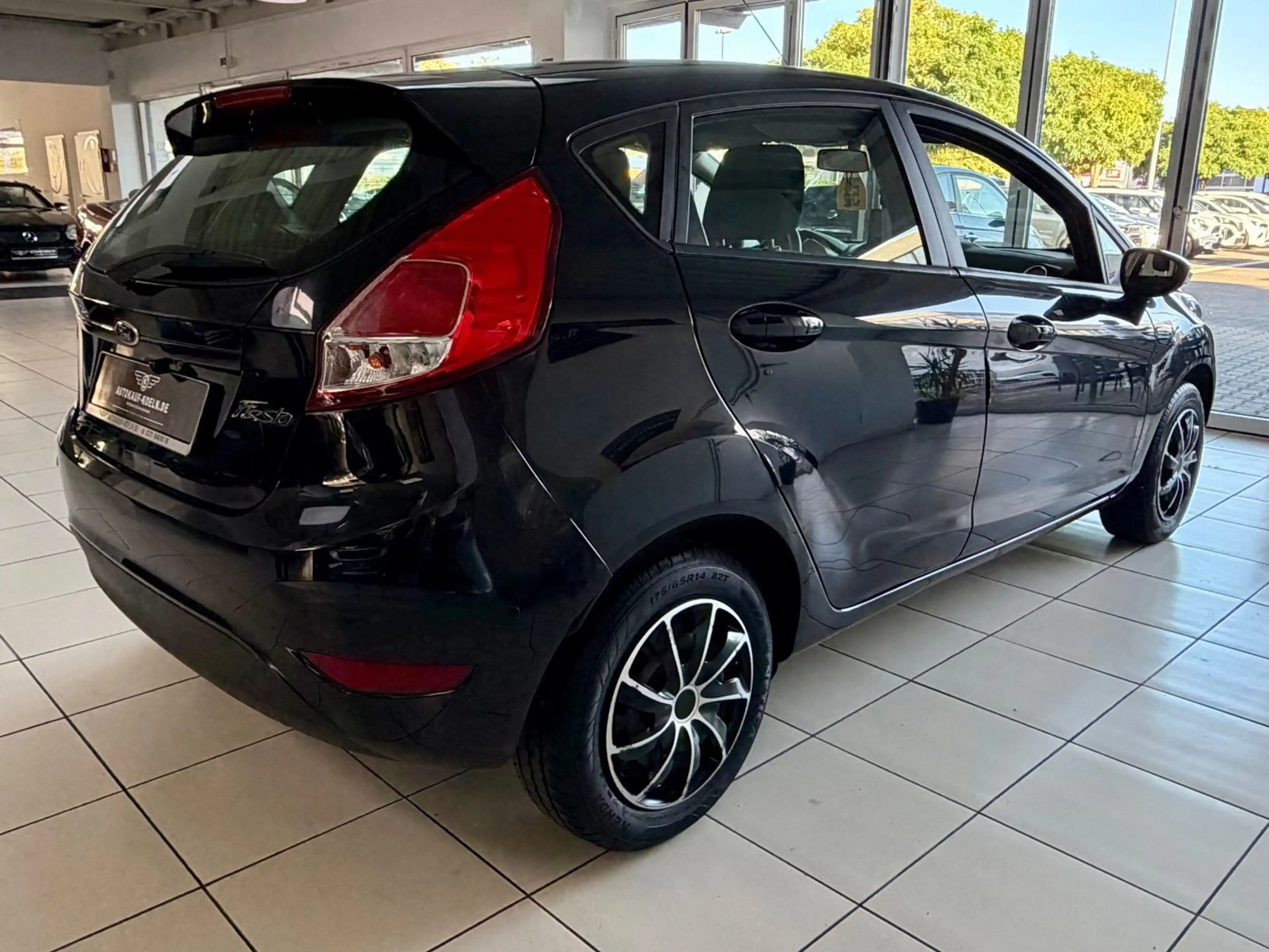 Ford Fiesta 1,25 Trend 5-Türer/Klima/Navi/SitzHeizung — photo 7