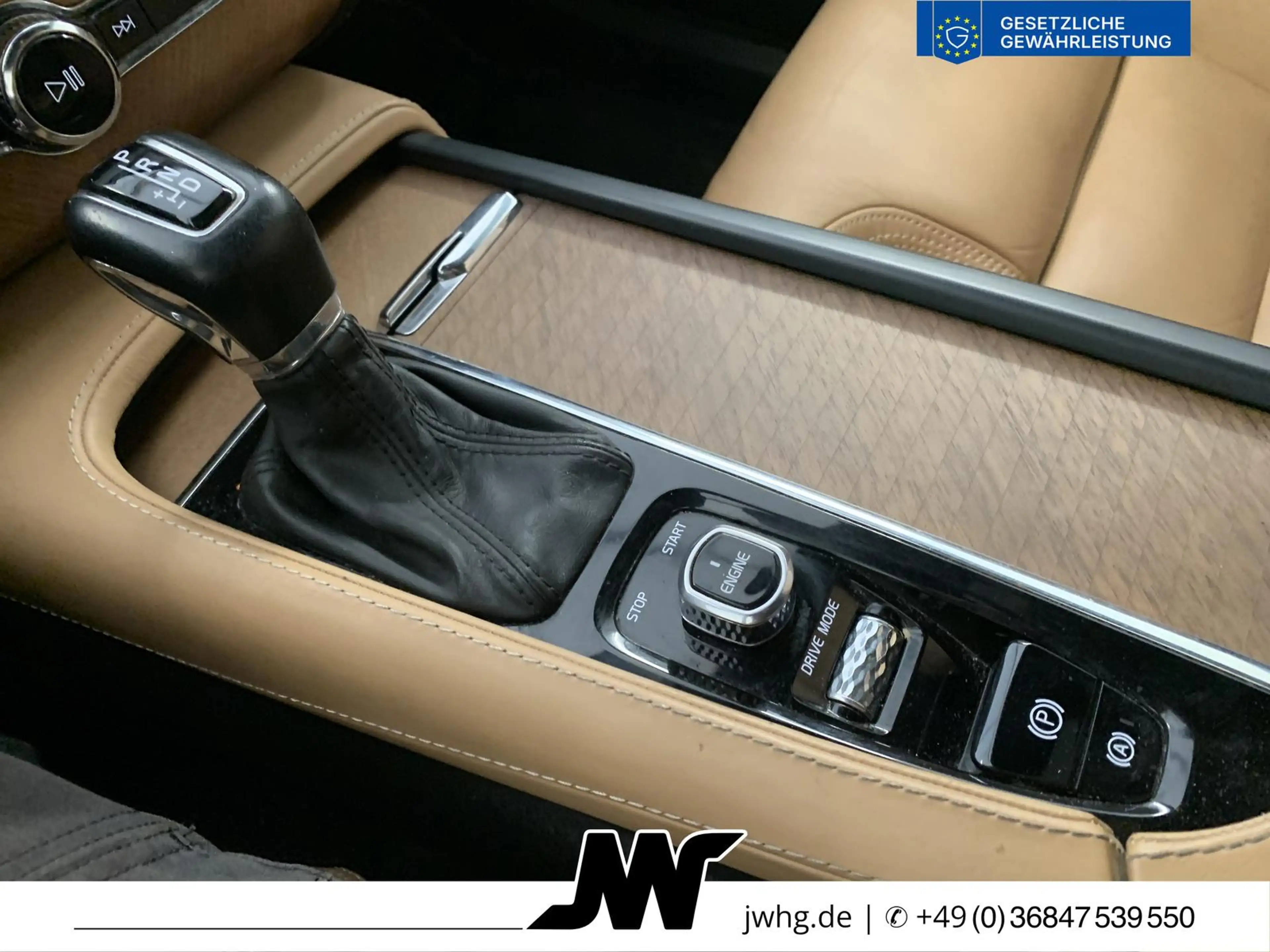 Volvo XC90 Inscription AWD 7-Sitze|Pano|Kamera|Memo — photo 15