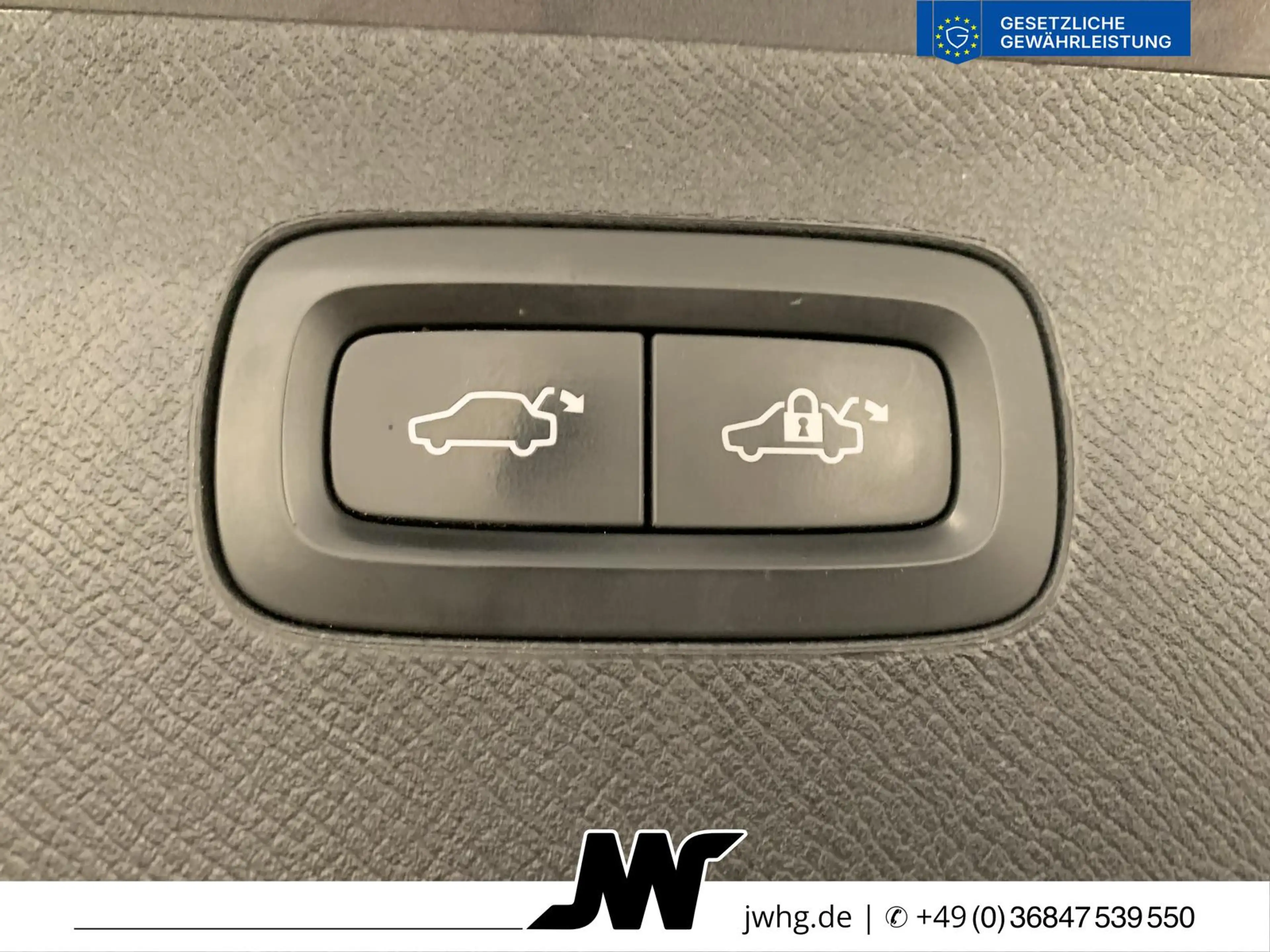 Volvo XC90 Inscription AWD 7-Sitze|Pano|Kamera|Memo — photo 8