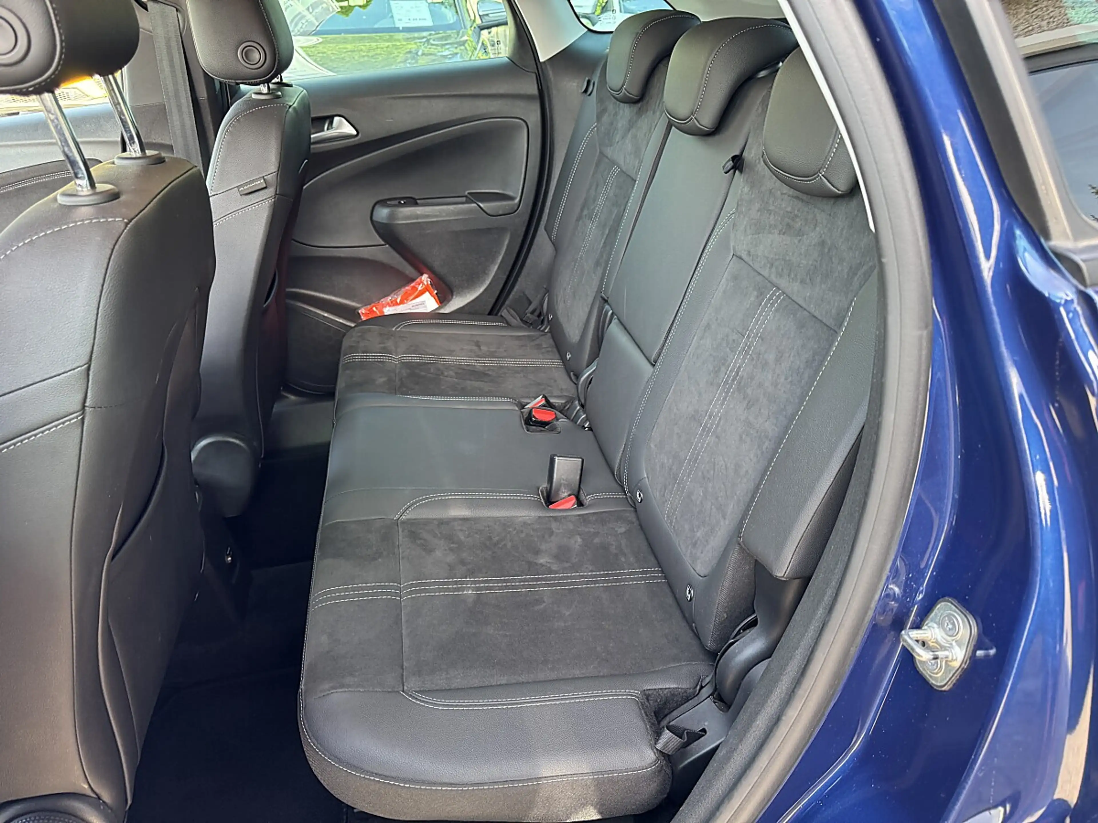 Opel Crossland 1,5 CDTI Ultimate — photo 12