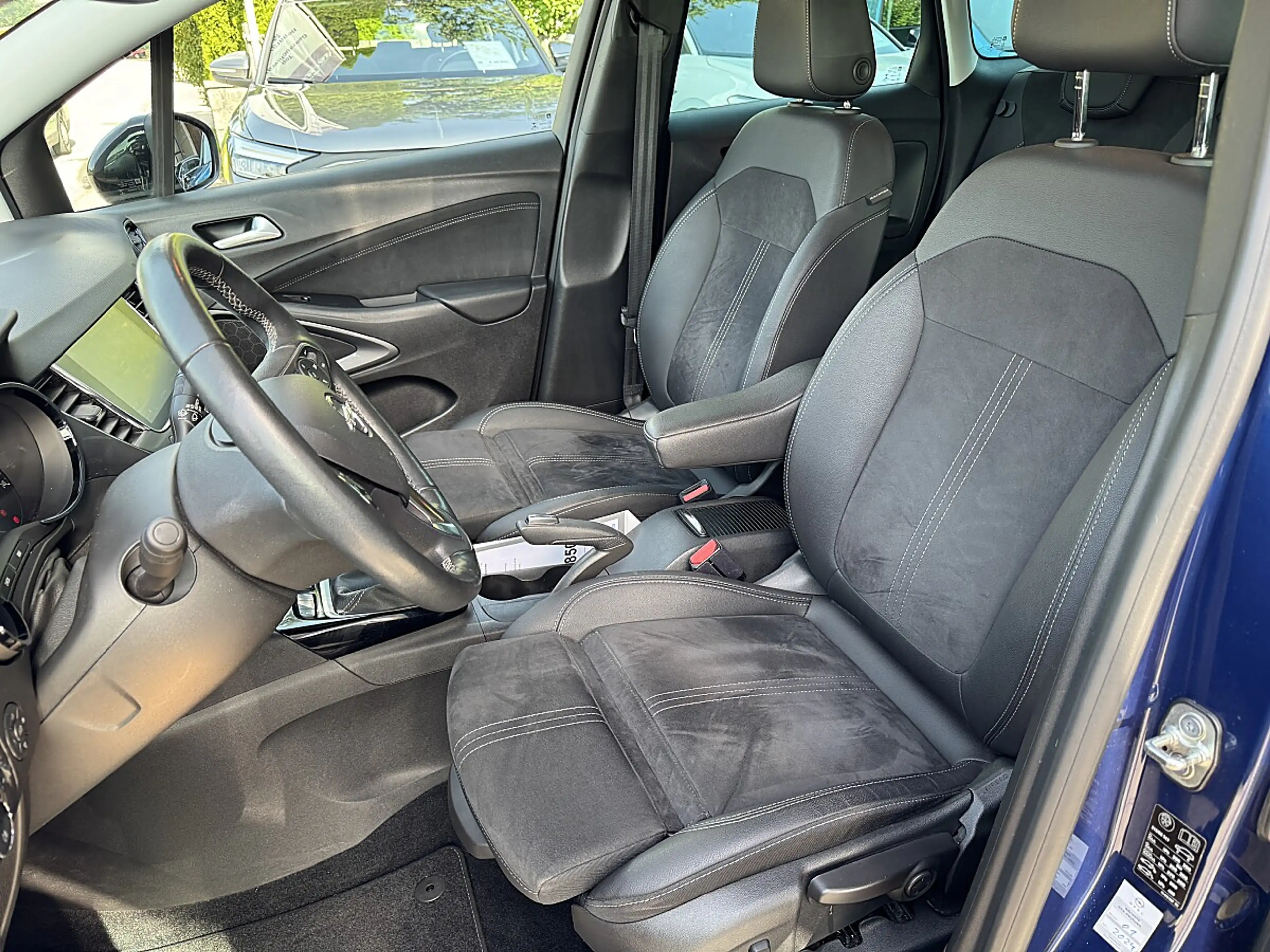 Opel Crossland 1,5 CDTI Ultimate — photo 11