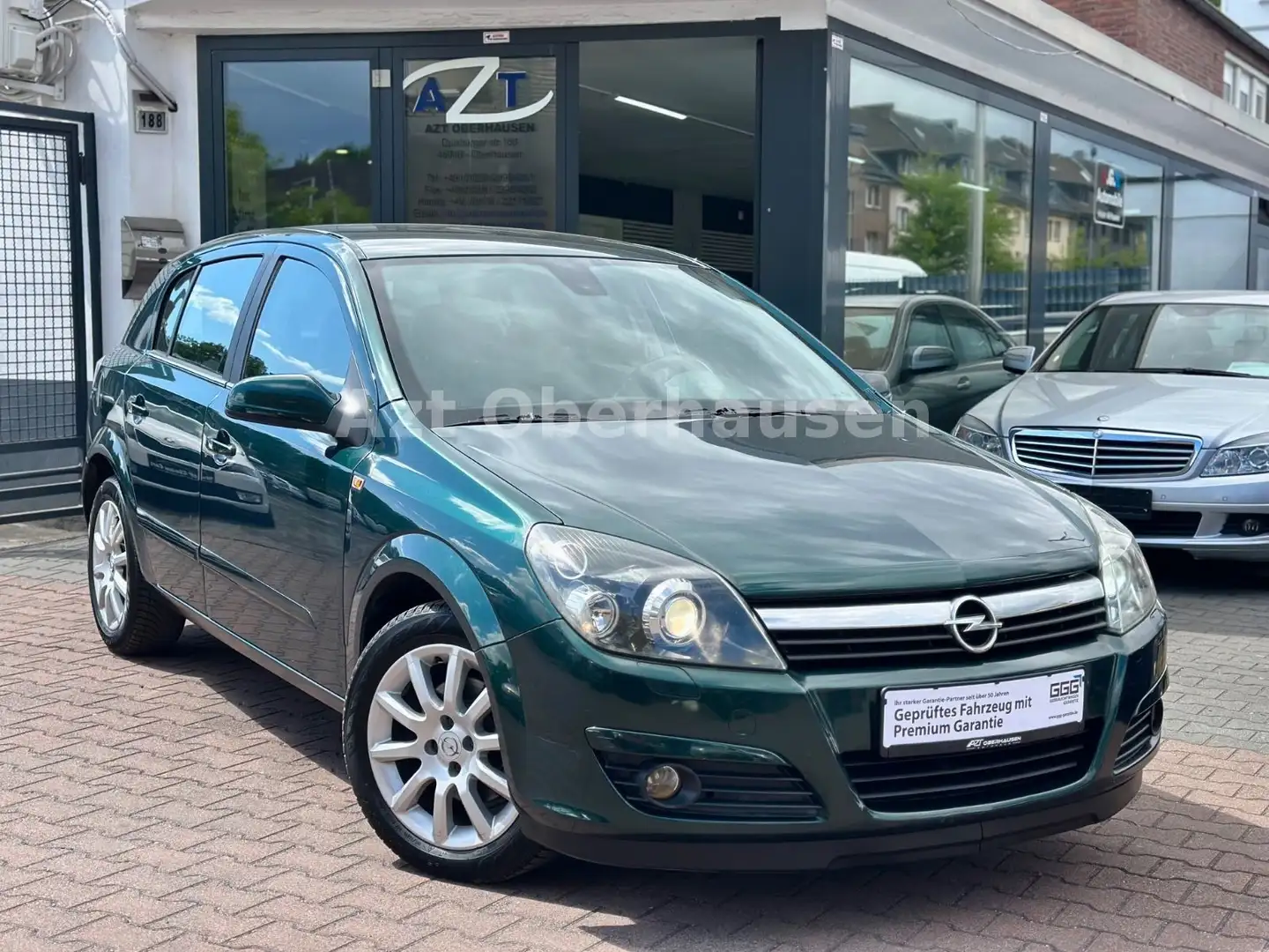 Opel Astra H 1.6 Lim. Elegance*TÜV NEU*KLIMA*XENON* Зелений - 1