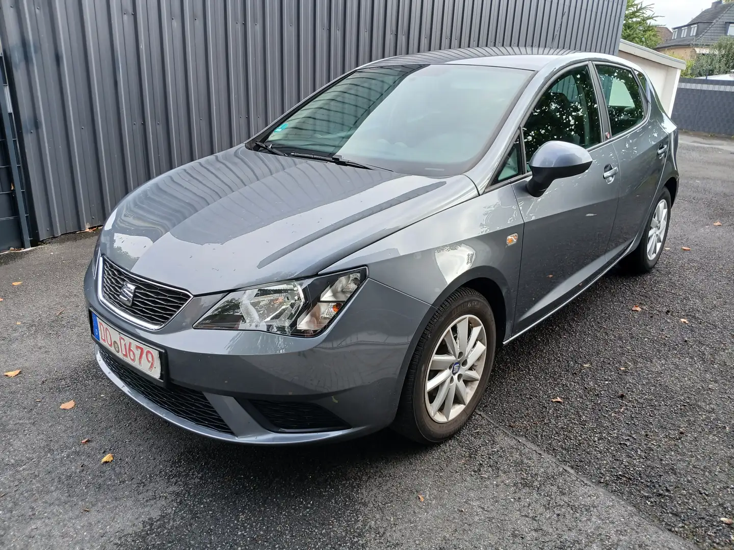 SEAT Ibiza 1.0 Mpi 1.Hand Scheckheft Grau - 1