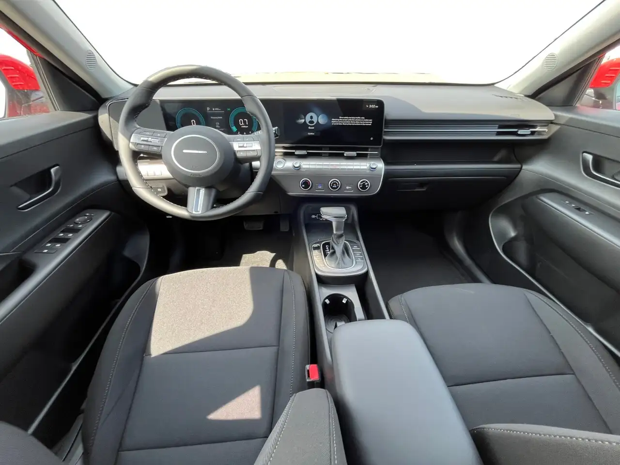 Hyundai KONA снимка Hyundai KONA