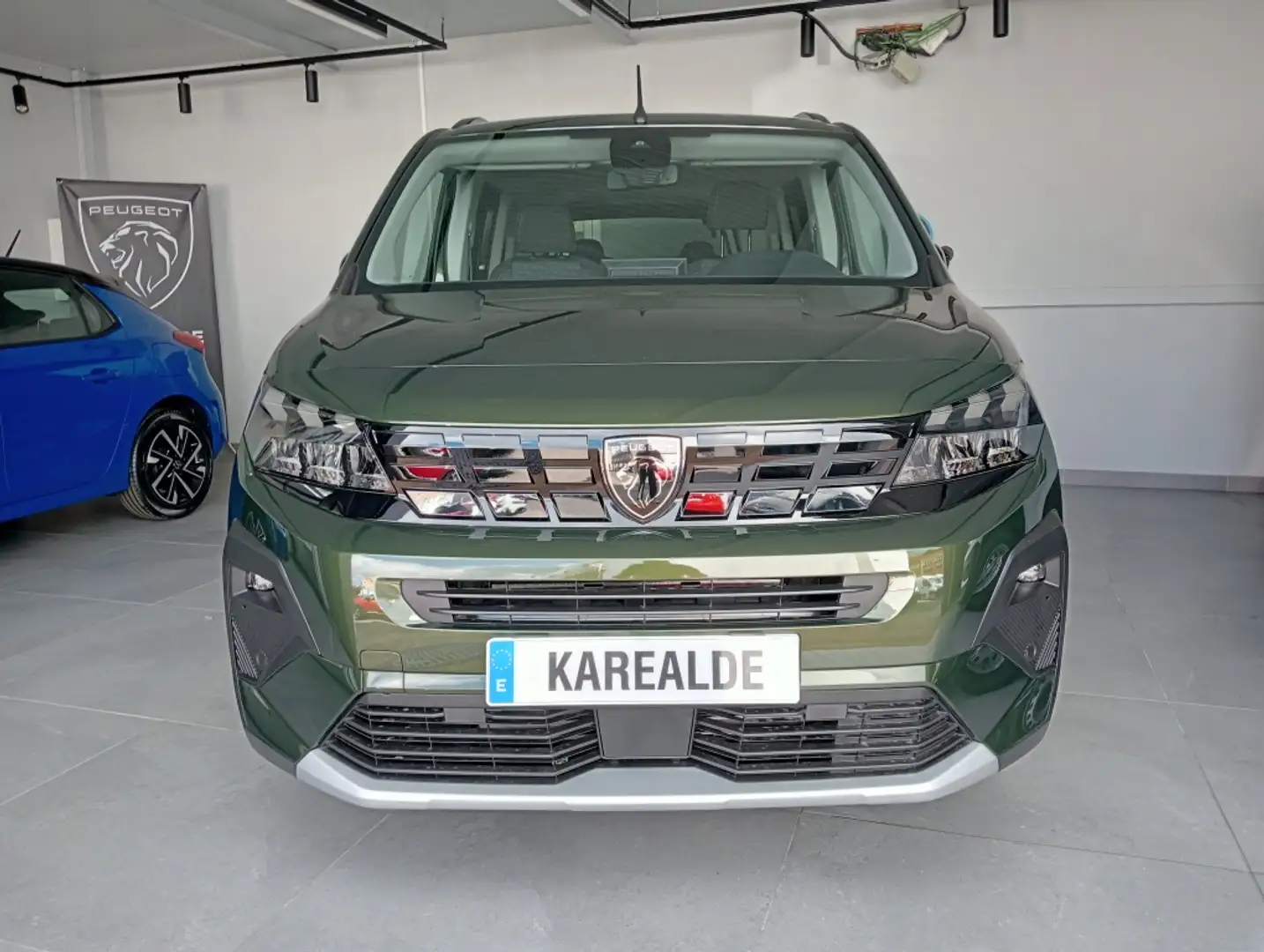 Peugeot Rifter 1.5BlueHDi S&S Long GT 130 EAT8 Grün - 2