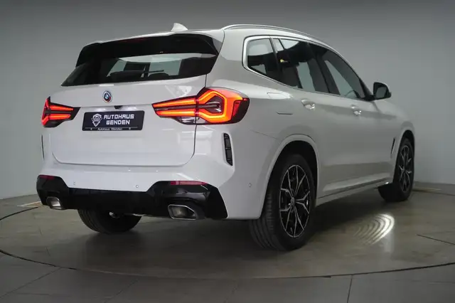 BMW X3 view 4