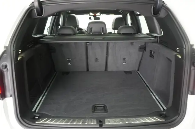 BMW X3 view 7