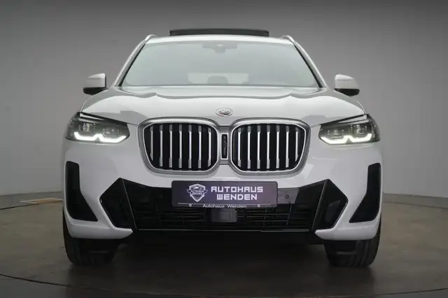 BMW X3 view 2