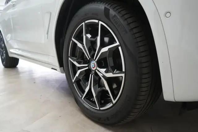 BMW X3 view 15