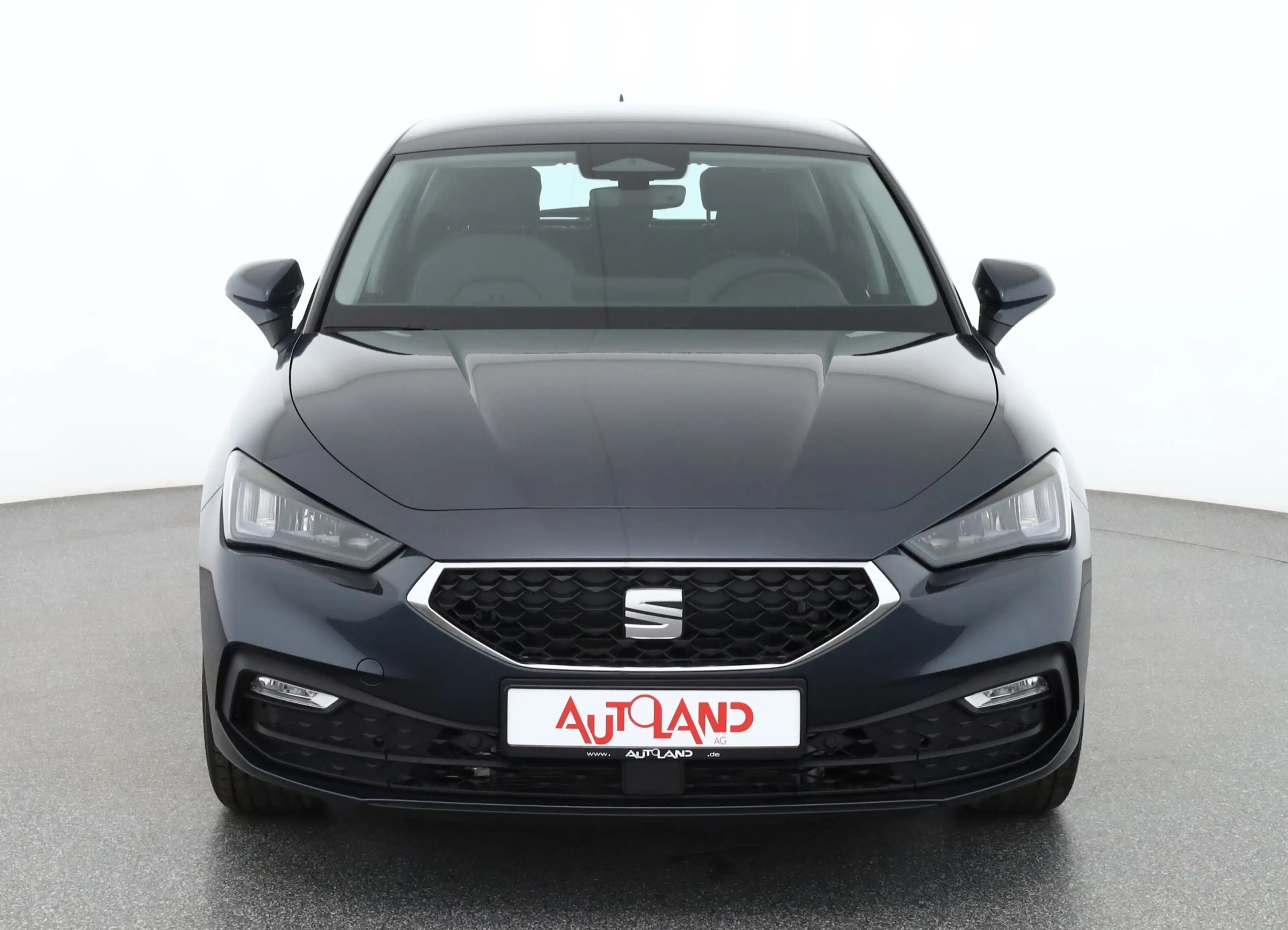 SEAT Leon 1.5 TSI LED ACC Sitzheizung — photo 8