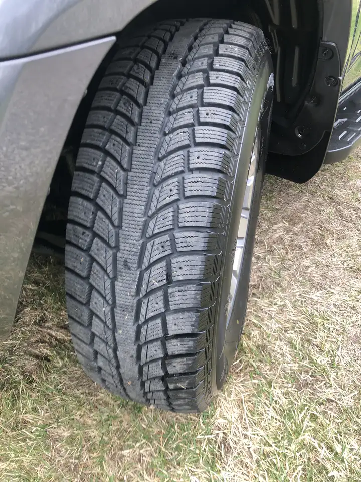 Toyota 4-Runner снимка Toyota 4-Runner