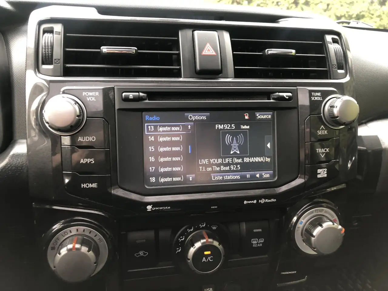 Toyota 4-Runner снимка Toyota 4-Runner
