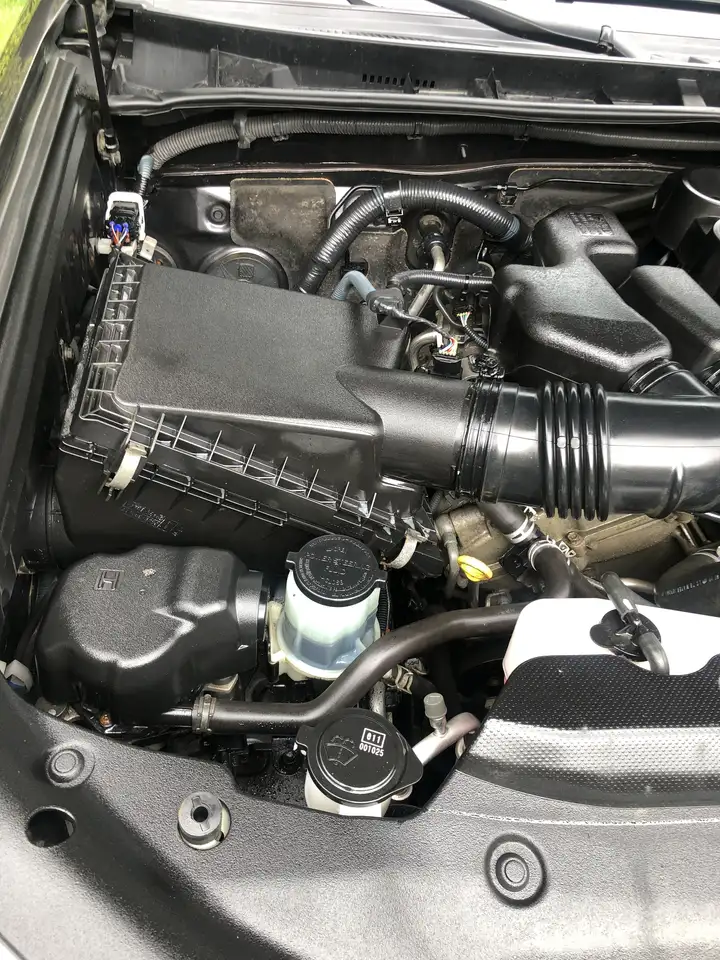 Toyota 4-Runner снимка Toyota 4-Runner