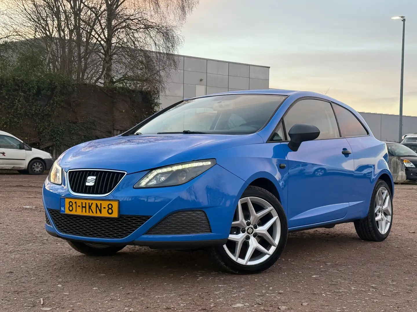 SEAT Ibiza SC 1.2 Reference/VELGEN/ SCHERM Blau - 1