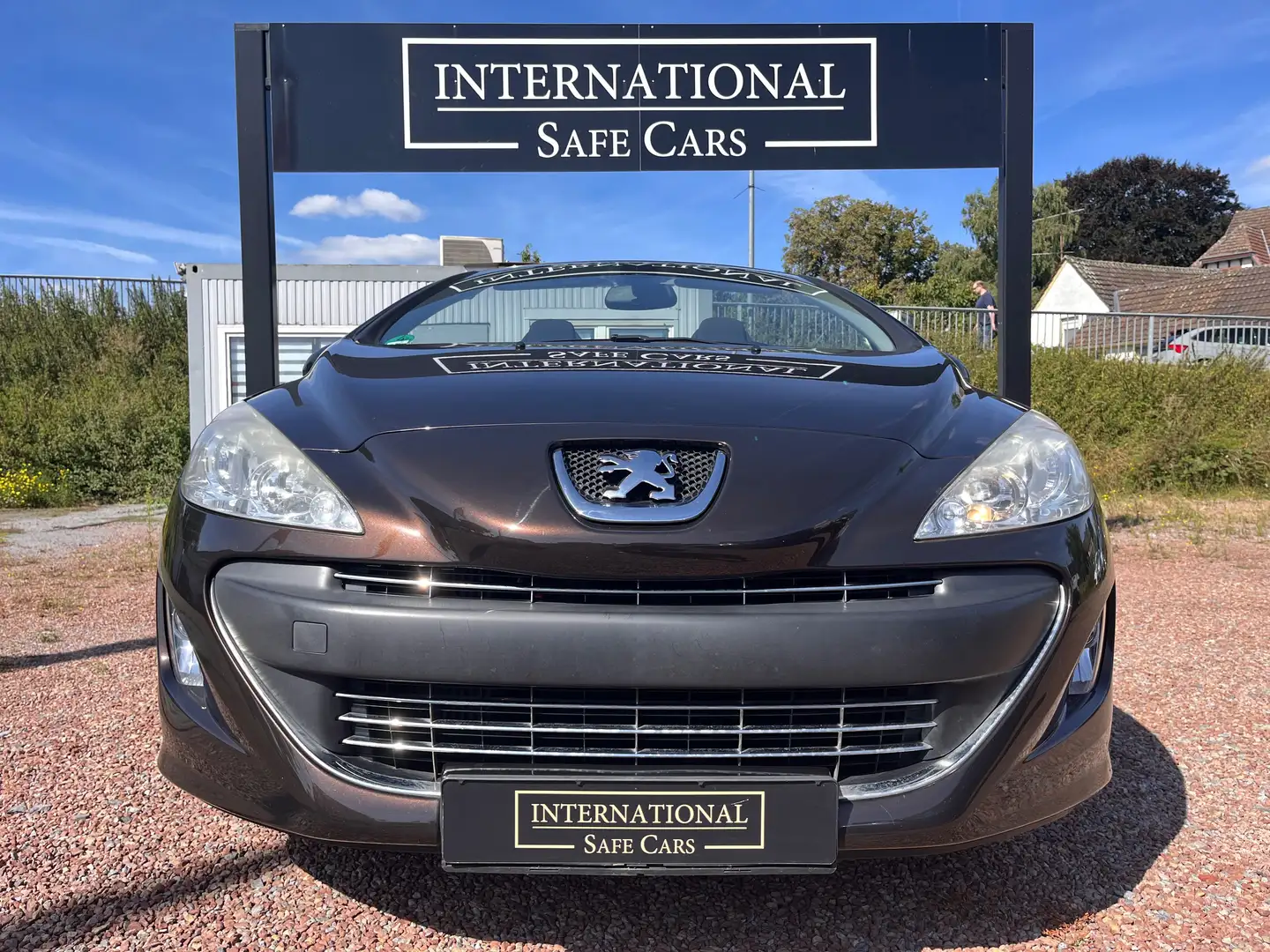 Peugeot 308 CC Cabrio Premium / PDC / Tempomat / Klimaauto. Braun - 2