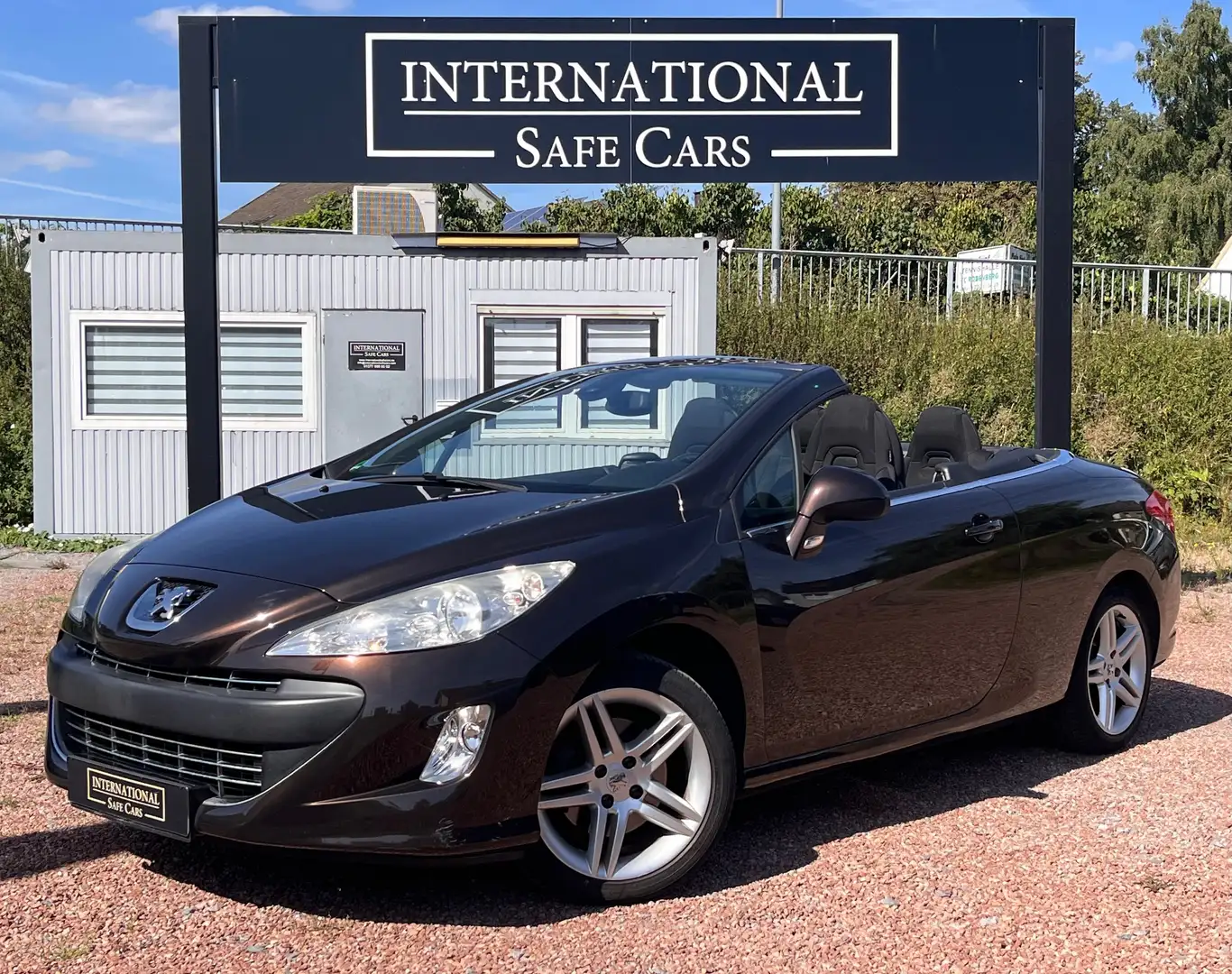 Peugeot 308 CC Cabrio Premium / PDC / Tempomat / Klimaauto. Braun - 1