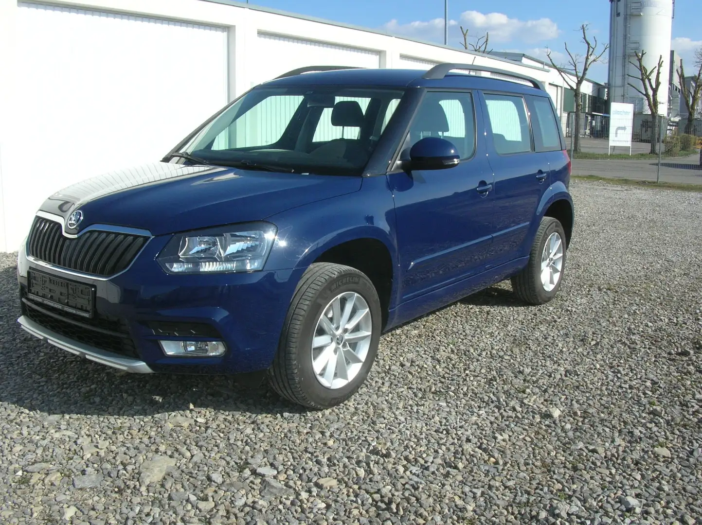Skoda Yeti 1.2 Ambition - Klima - AHK ... Azul - 1