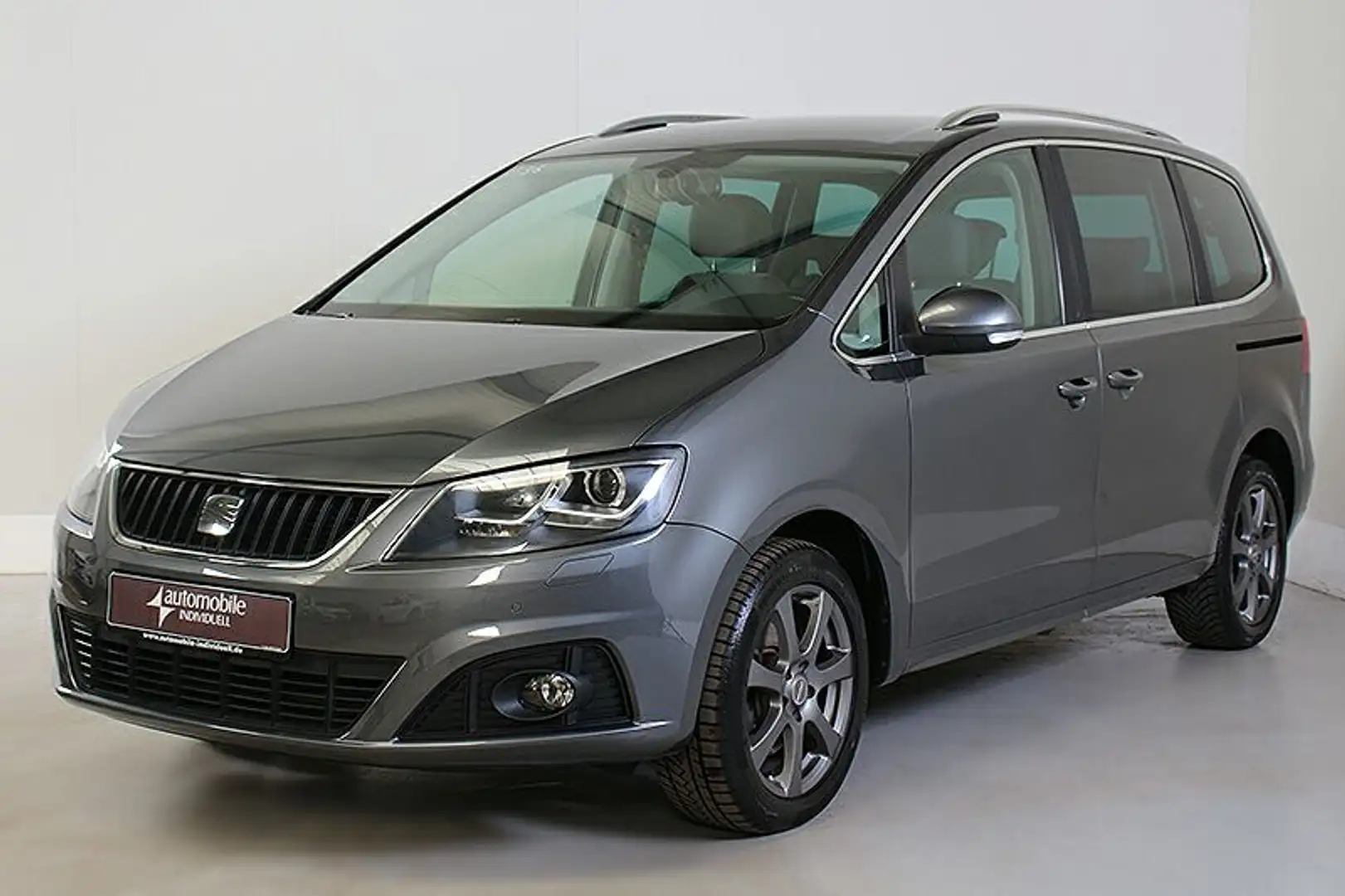 SEAT Alhambra 2.0 TDI DSG Style Navi Xen AHK 7Sitzer Grau - 1