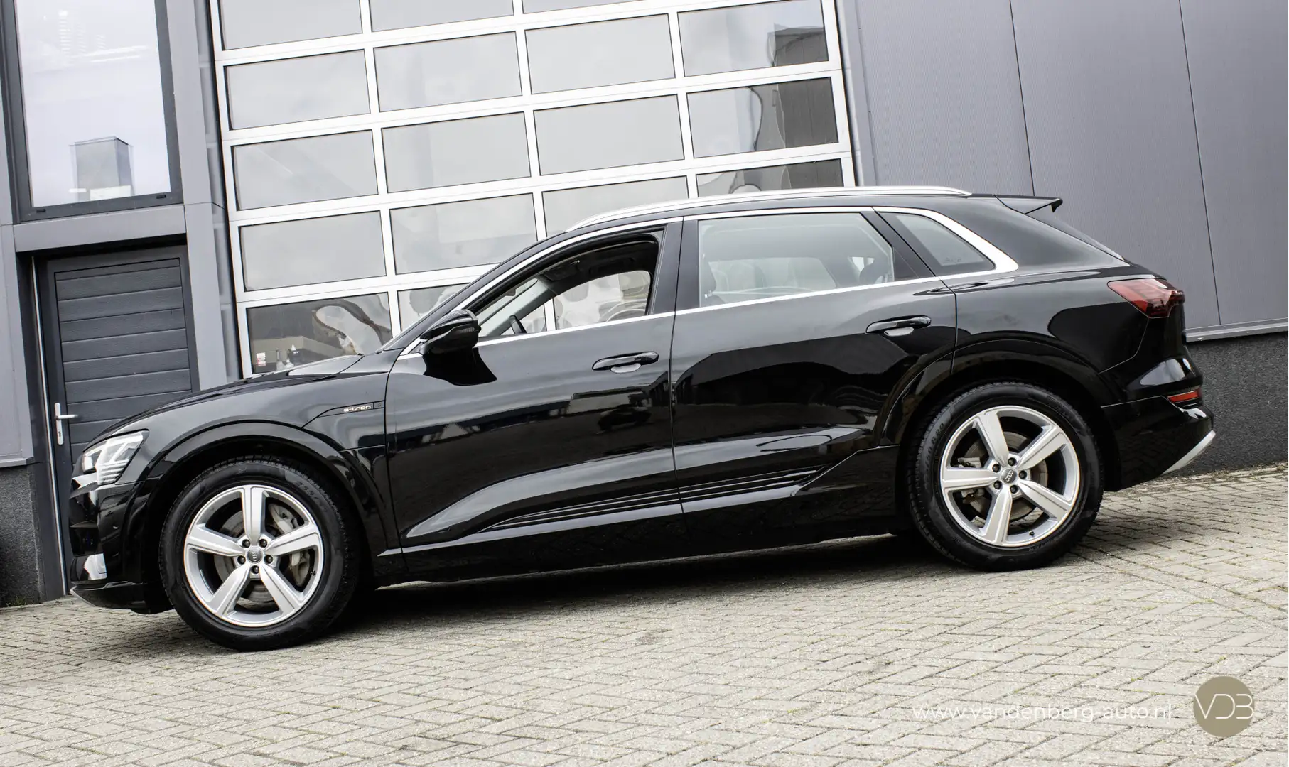 Audi e-tron 50 quattro Launch edition plus PANO LEER Origineel Noir - 2