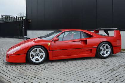 Compra coches de segunda mano Ferrari F40 Rojo en Autoscout24