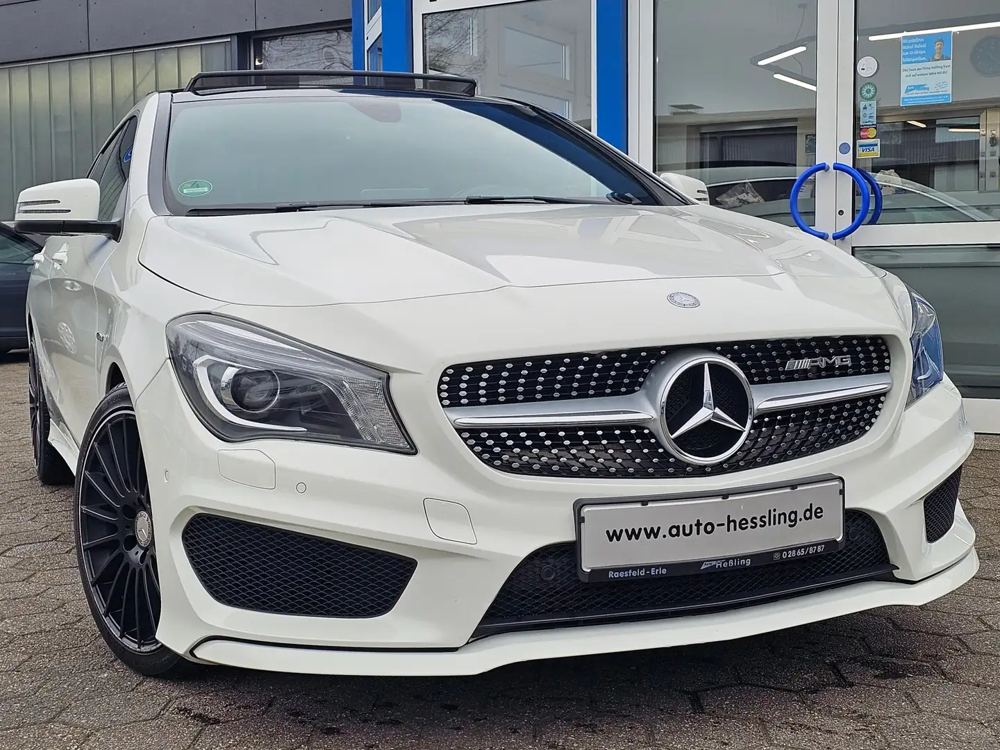 Mercedes-Benz CLA 180 CLA 180 AMG Panorama Blanc - 2