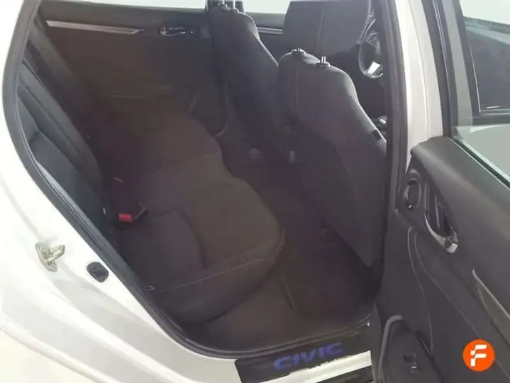 Honda Civic 1.0 VTEC Turbo Comfort 2018, foto 25
