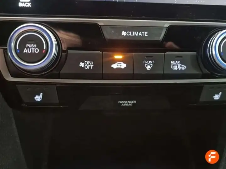Honda Civic 1.0 VTEC Turbo Comfort 2018, foto 20