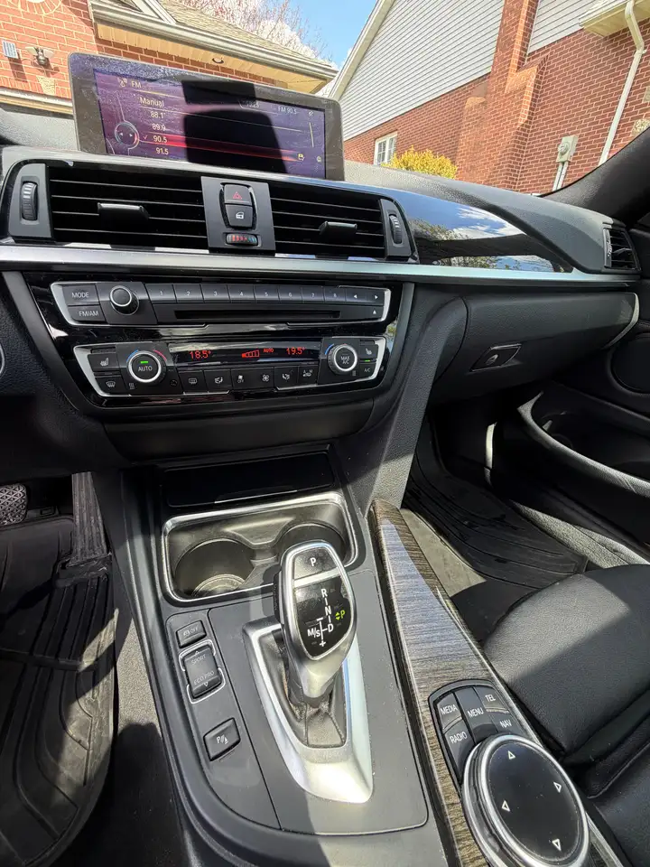 BMW 4 Series снимка BMW 4 Series