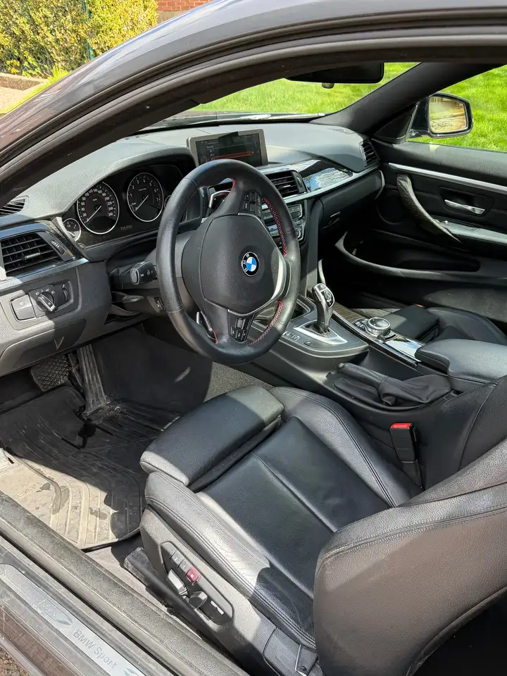 BMW 4 Series снимка BMW 4 Series
