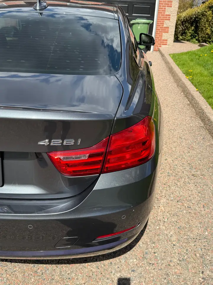 BMW 4 Series снимка BMW 4 Series