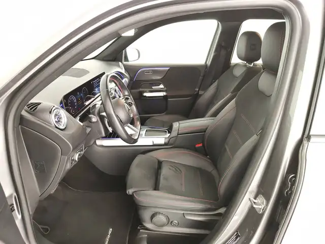 Mercedes-Benz GLB Class view 14