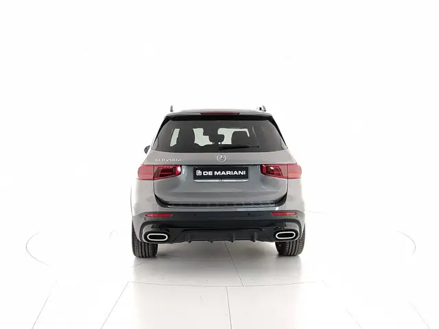 Mercedes-Benz GLB Class view 4