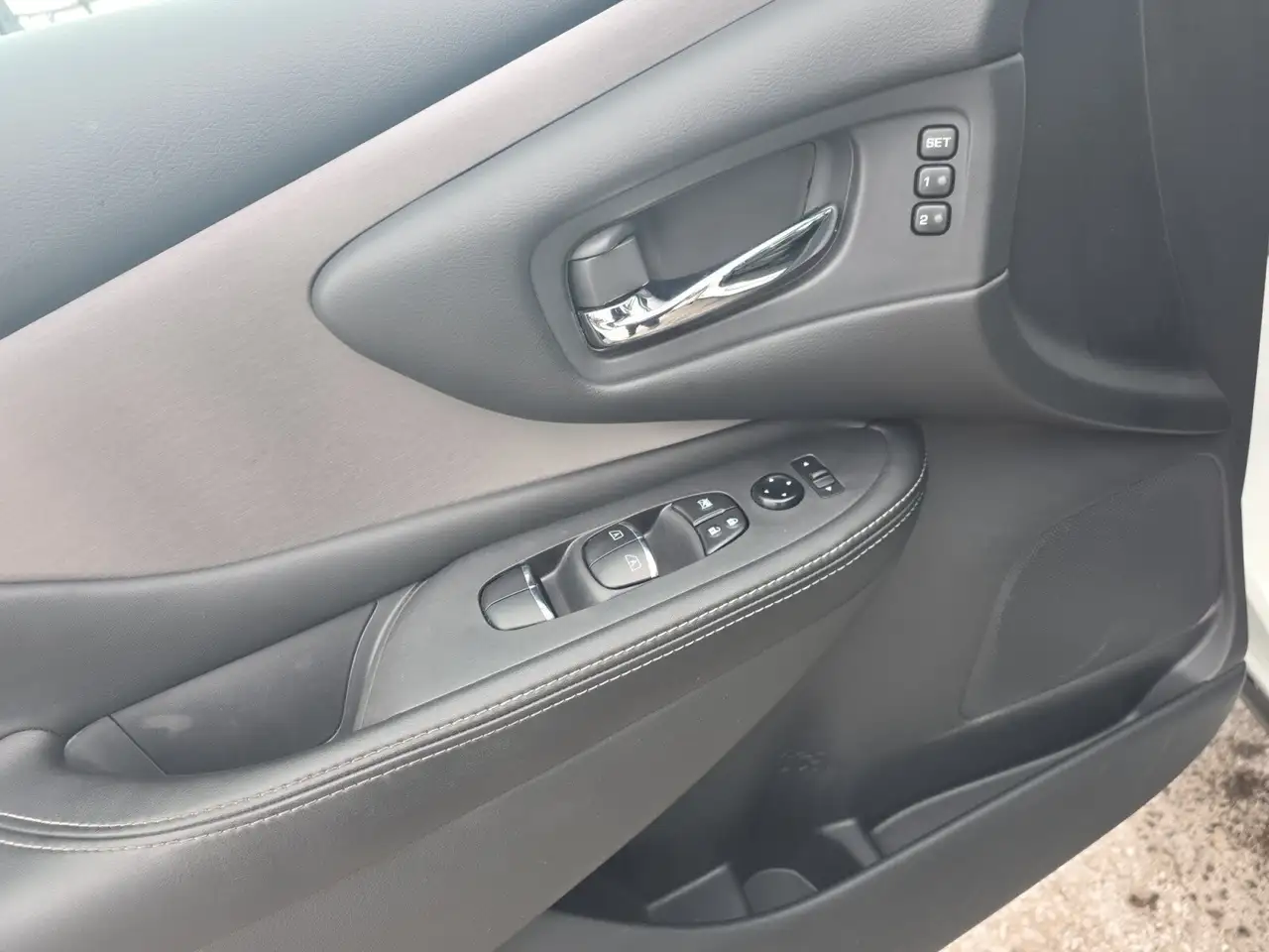 Nissan Murano снимка Nissan Murano