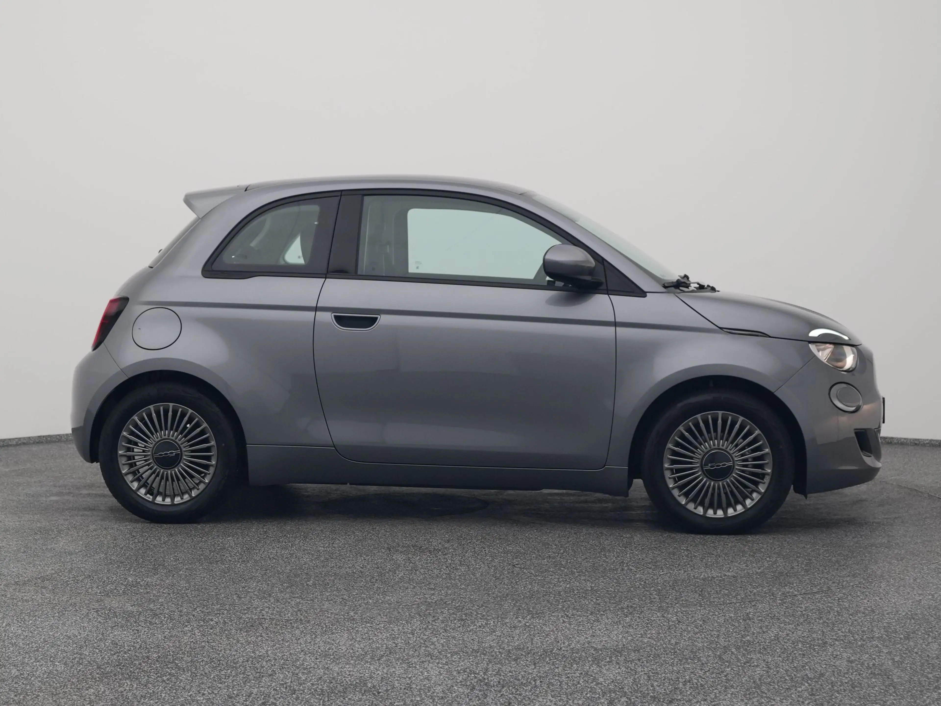 Fiat 500 Action 24 kWh | 5" INFOTAINMENT | NAVI — photo 15