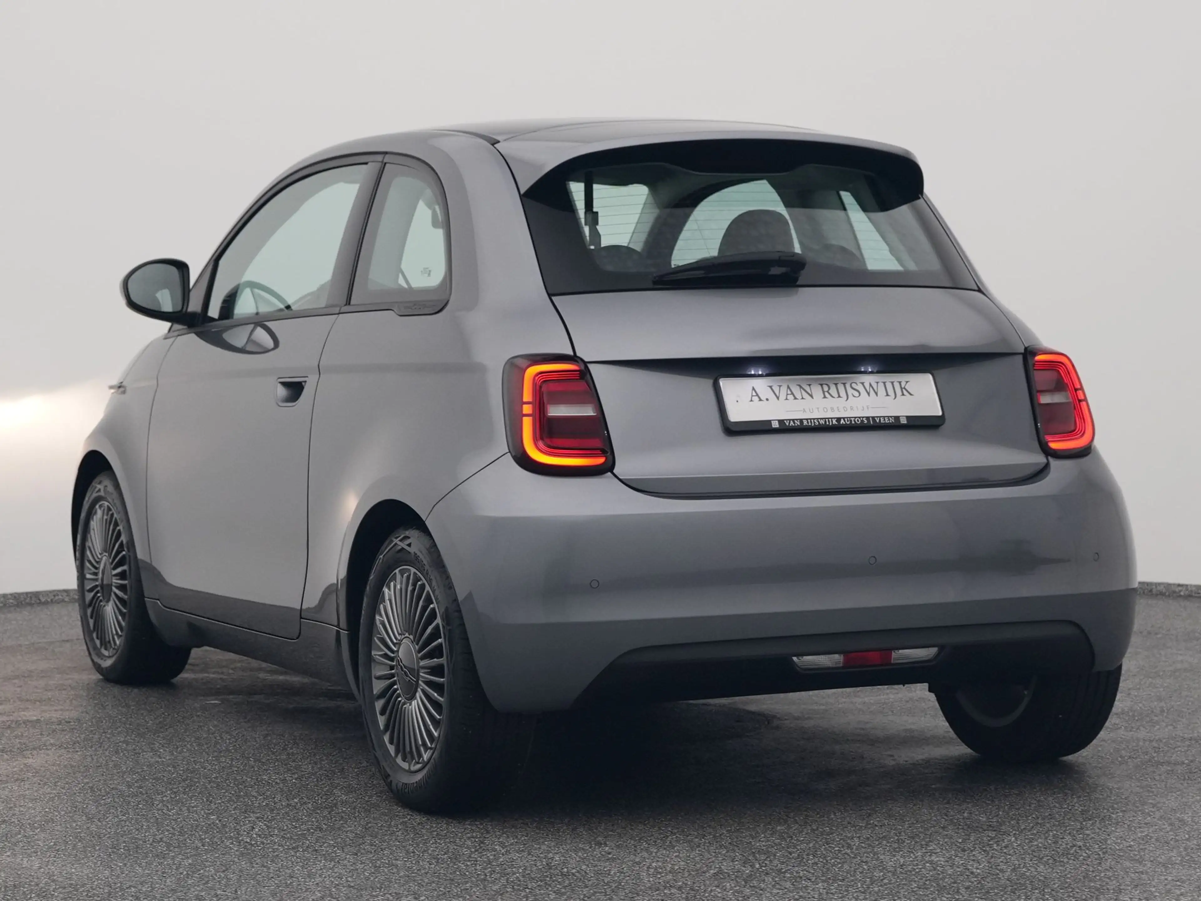 Fiat 500 Action 24 kWh | 5" INFOTAINMENT | NAVI — photo 6